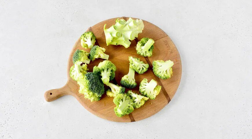 обжаренная брокколи с чесноком: вкусный и легкий рецепт на 211 ккал