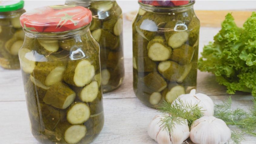 Простой способ приготовления маринованных огурцов на зиму