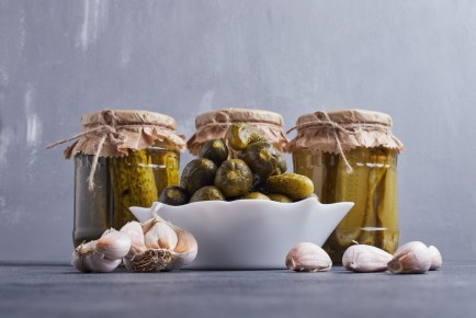 Огурцы по-домашнему: секреты холодной засолки