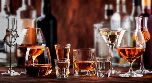 Сравнение калорийности: алкоголь или сахар?