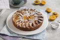 Пирог с абрикосами: простой и ароматный десерт для летнего стола