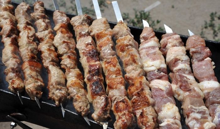 Кафе в Котово предложило баранину без необходимых документов