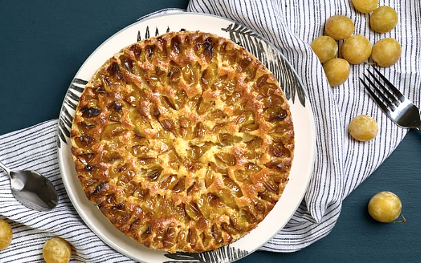 Вкусный пирог с мирабелью: идеальный осенний десерт