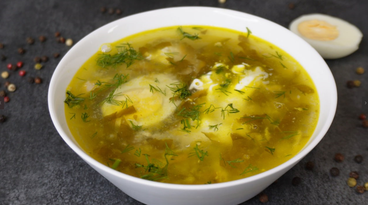 Нежный суп с щавелем: вкус, который сохранит вам настроение