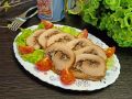 Необычный мясной рулет с ягодной изюминкой