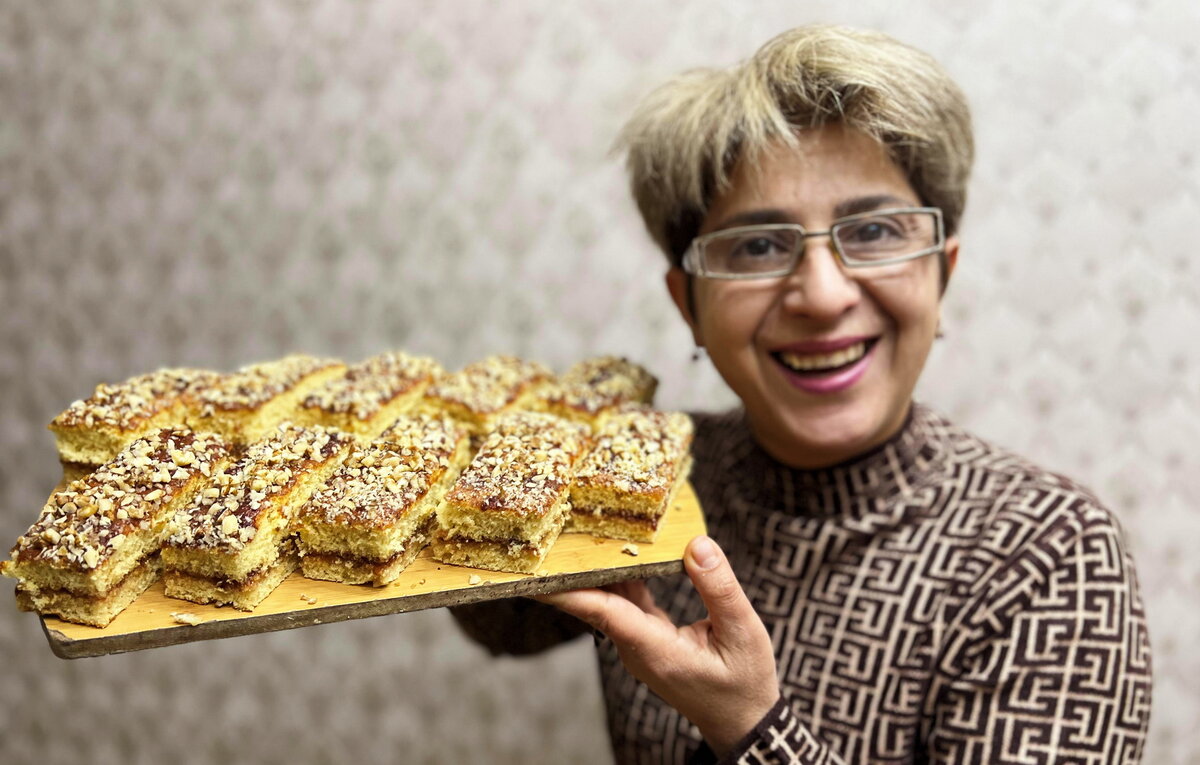 Невероятно вкусный пирог к чаю: просто, быстро и недорого