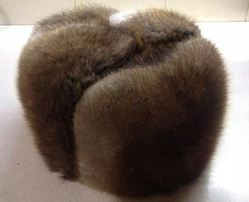 Пыжик: как редкая шапка из меха северного олененка стала символом статуса