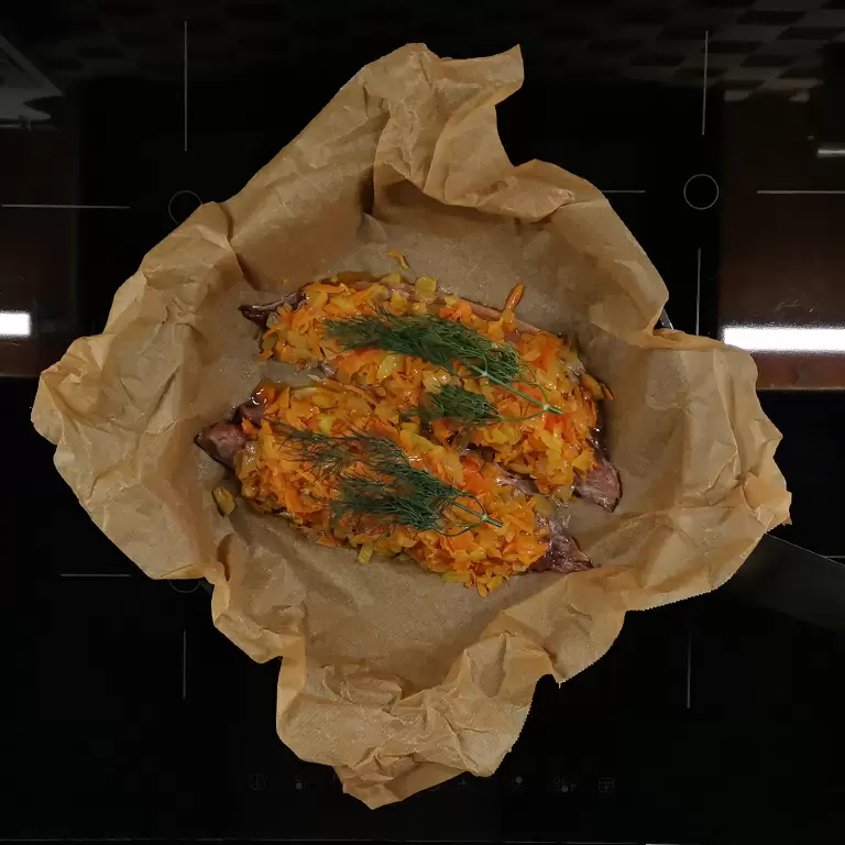 Скумбрия на овощах: простой и вкусный рецепт без лишних хлопот