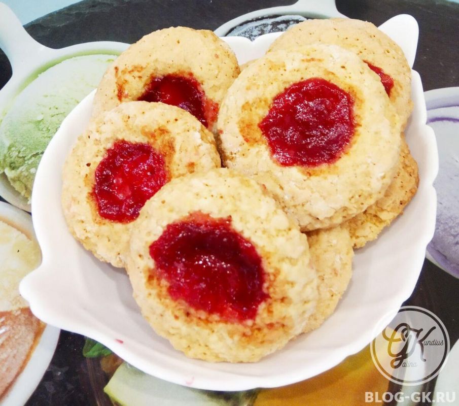 Уникальное рассыпчатое песочное печенье с джемом
