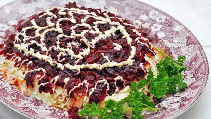 Селедка под шубой: классический рецепт, который порадует за столом
