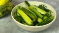 Как быстро приготовить малосольные огурцы: простой и вкусный рецепт